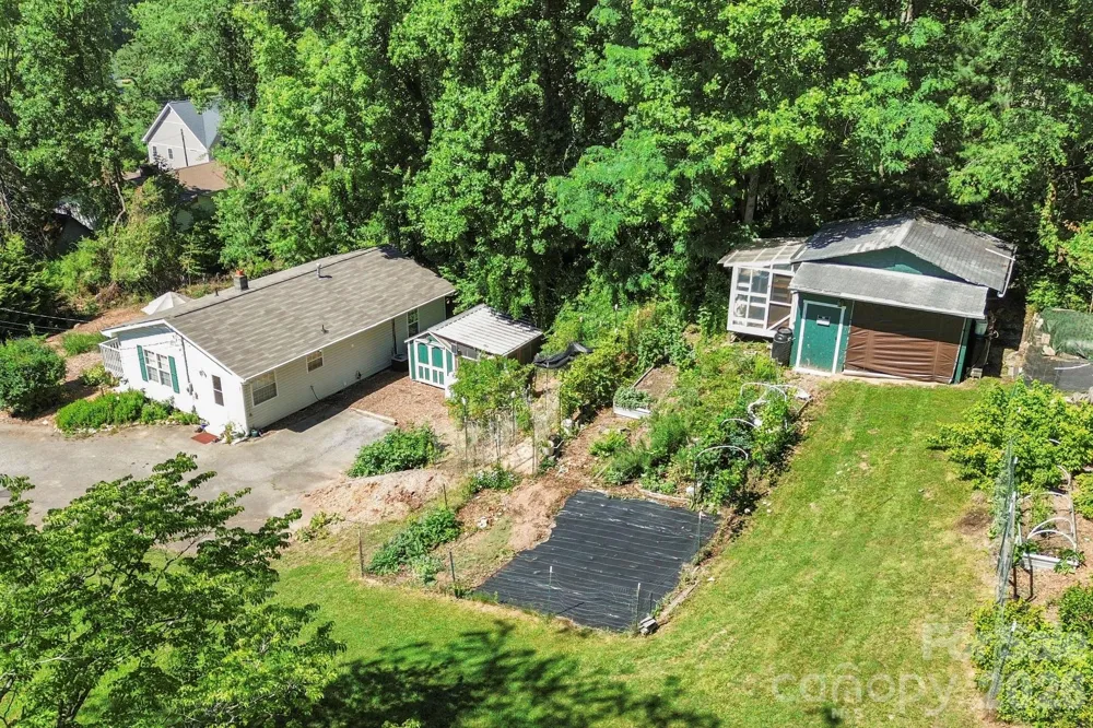 658 Enka Lake Road Candler, NC 28715