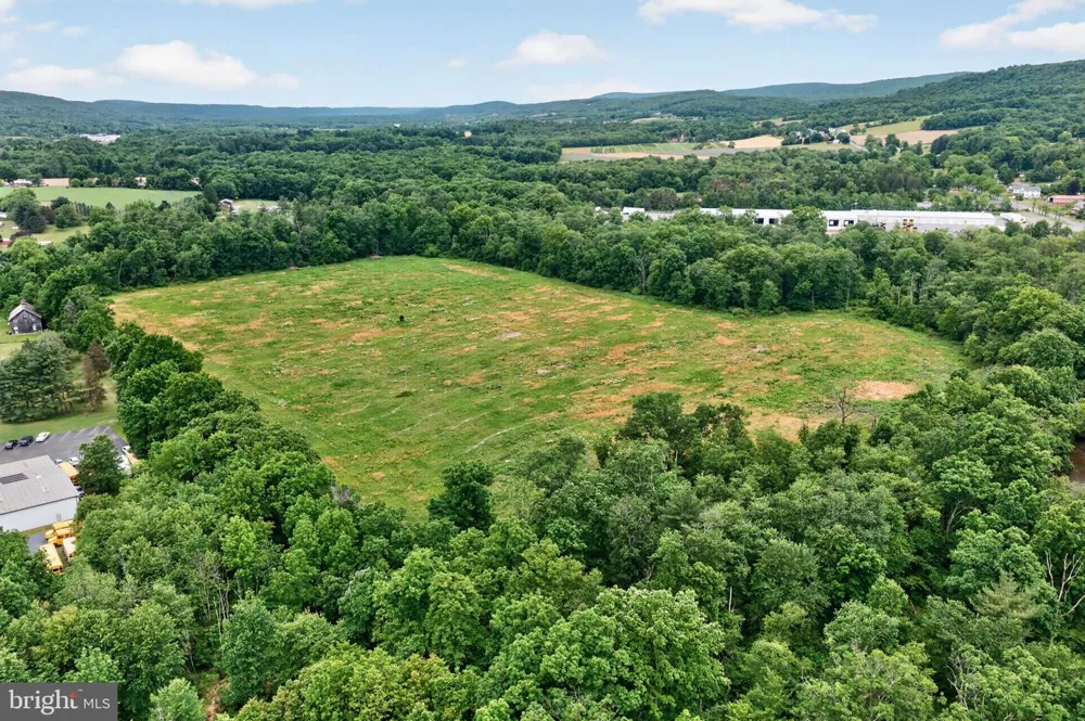 ASHTOWN DRIVE Lehighton, PA 18235