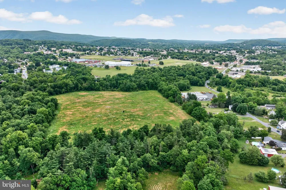 ASHTOWN DRIVE Lehighton, PA 18235