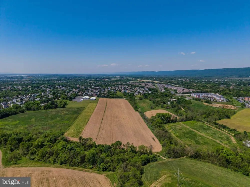 TECHNOLOGY PARKWAY Mechanicsburg, PA 17050