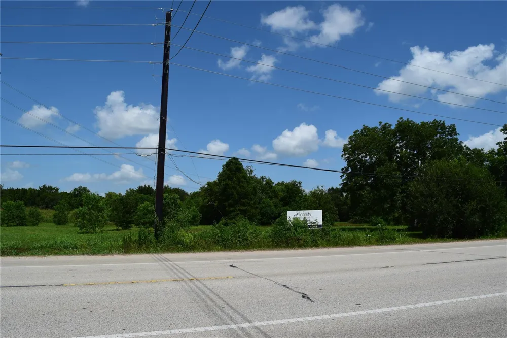 4101 Fm 1128 Road Pearland, TX 77584
