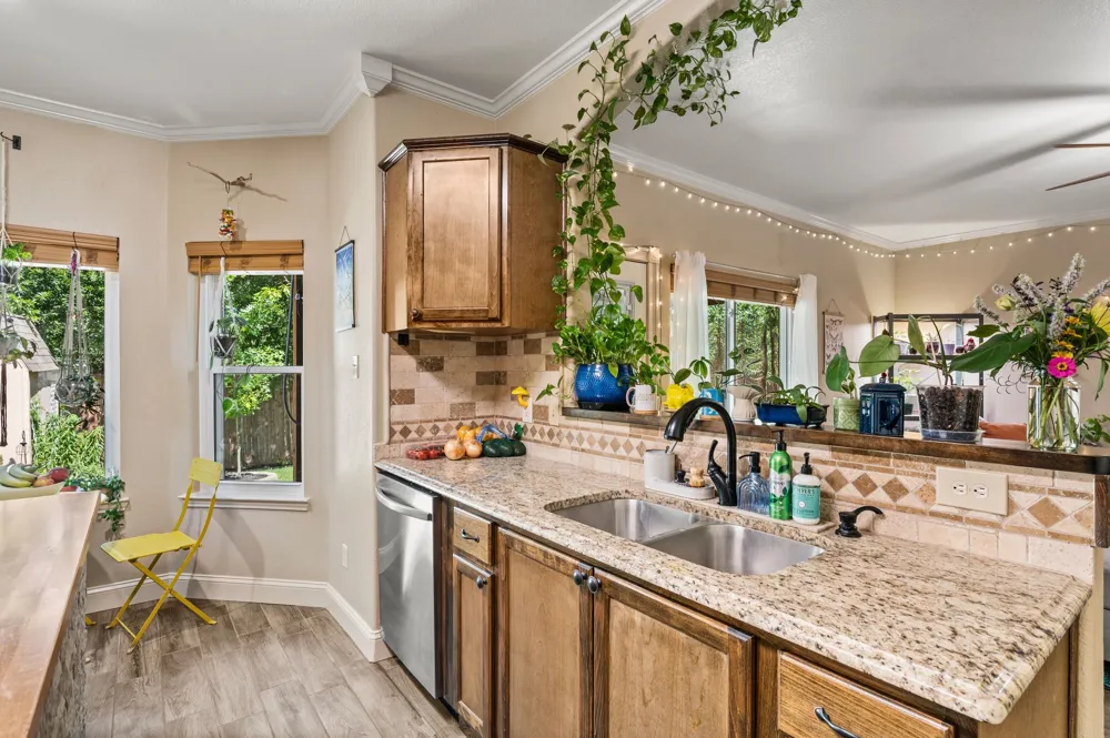 2012 Collington Drive Roanoke, TX 76262