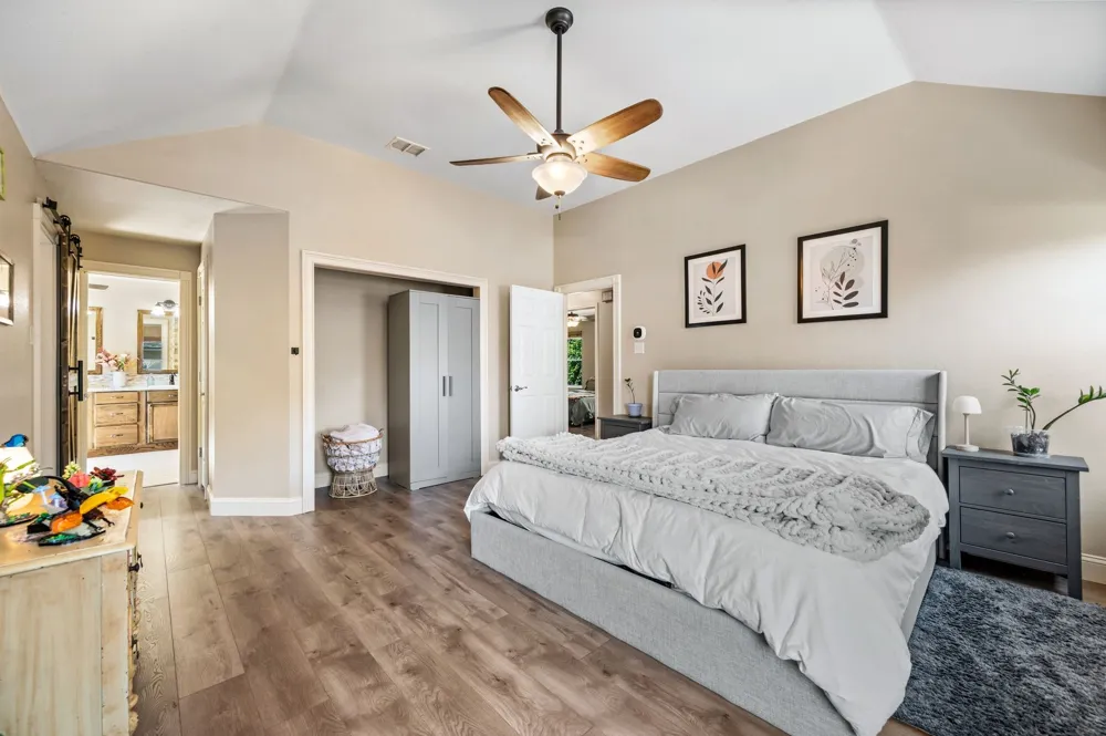 2012 Collington Drive Roanoke, TX 76262