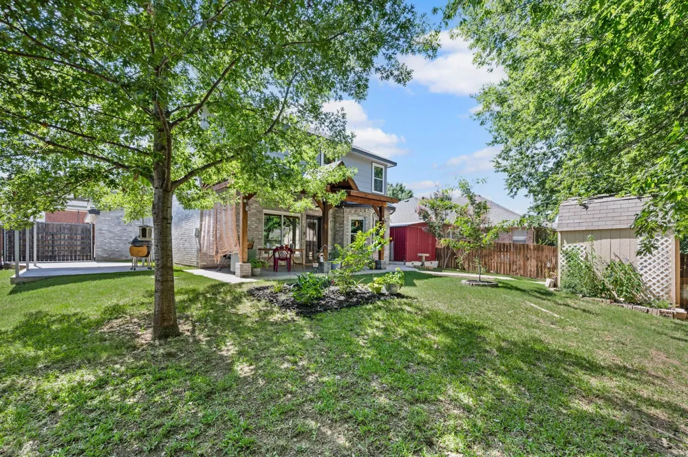 2012 Collington Drive Roanoke, TX 76262