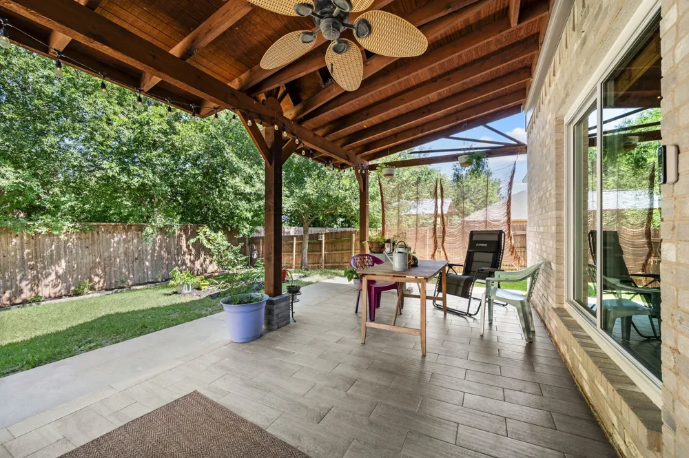 2012 Collington Drive Roanoke, TX 76262
