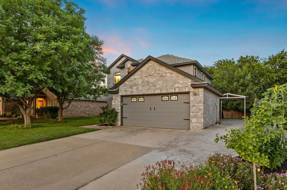 2012 Collington Drive Roanoke, TX 76262