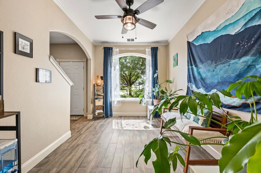 2012 Collington Drive Roanoke, TX 76262