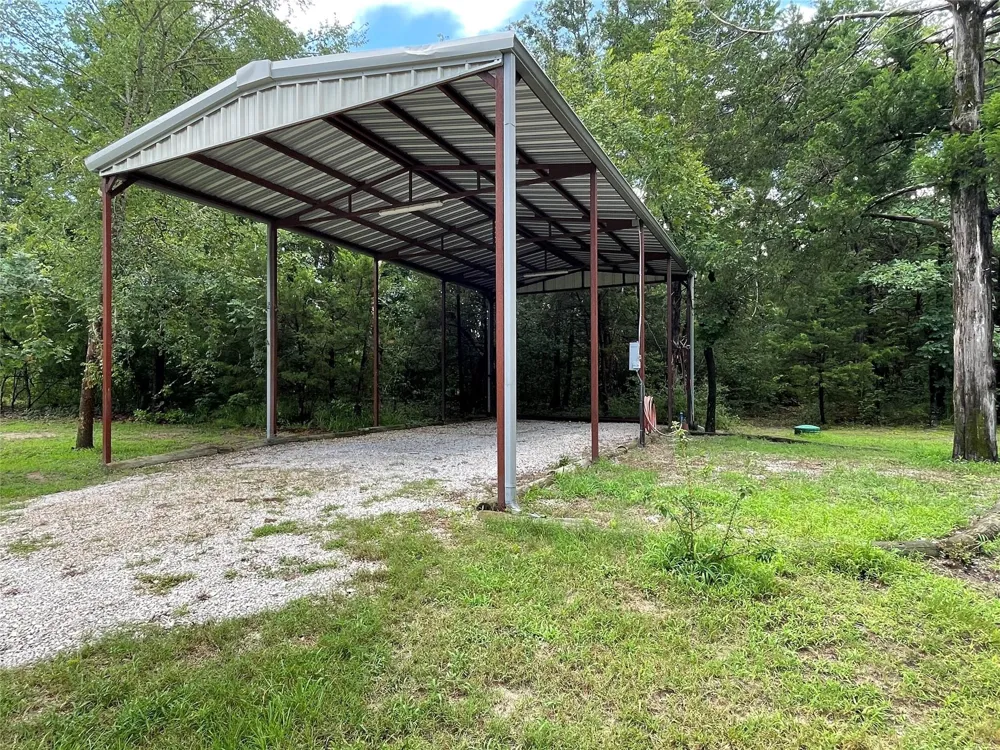 109 Private Road 916 Fairfield, TX 75840