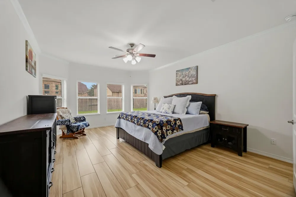 10870 Campbell Point Missouri City, TX 77459