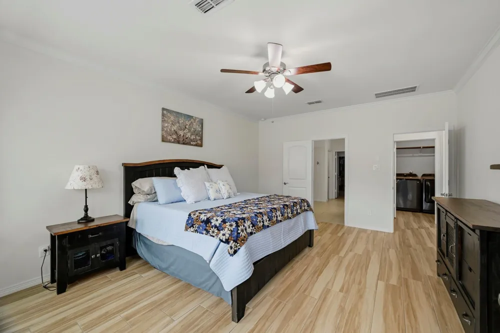 10870 Campbell Point Missouri City, TX 77459