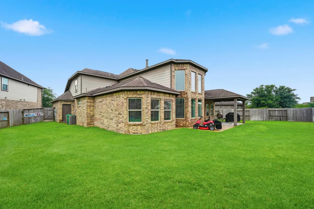 10870 Campbell Point Missouri City, TX 77459