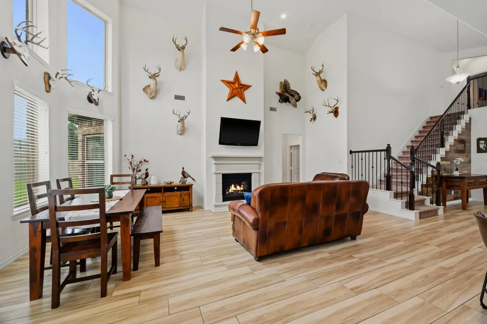 10870 Campbell Point Missouri City, TX 77459