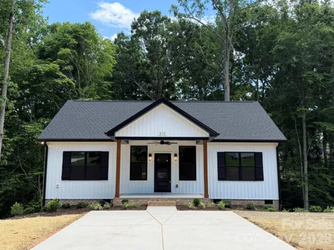 310 Willow Street
