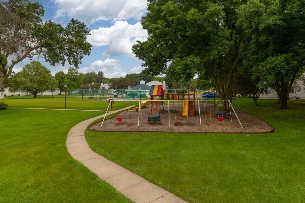 7440 Landau Curve Bloomington, MN 55438