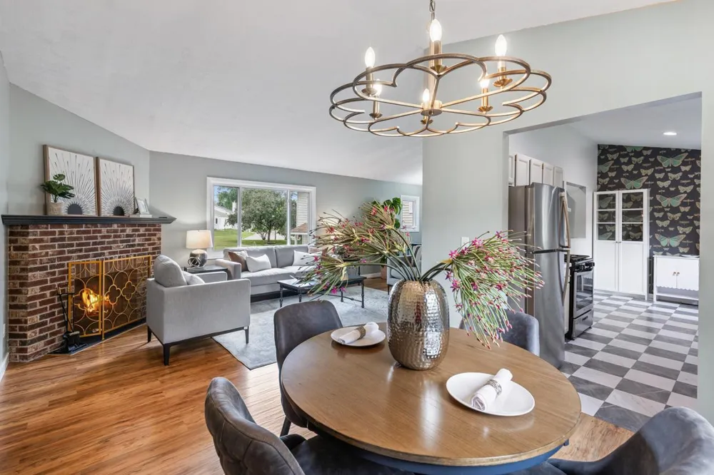 7440 Landau Curve Bloomington, MN 55438