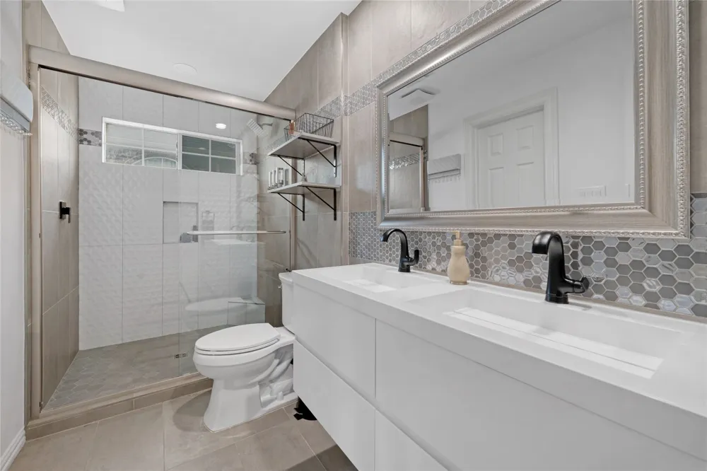 1300 Coral Drive Coppell, TX 75019