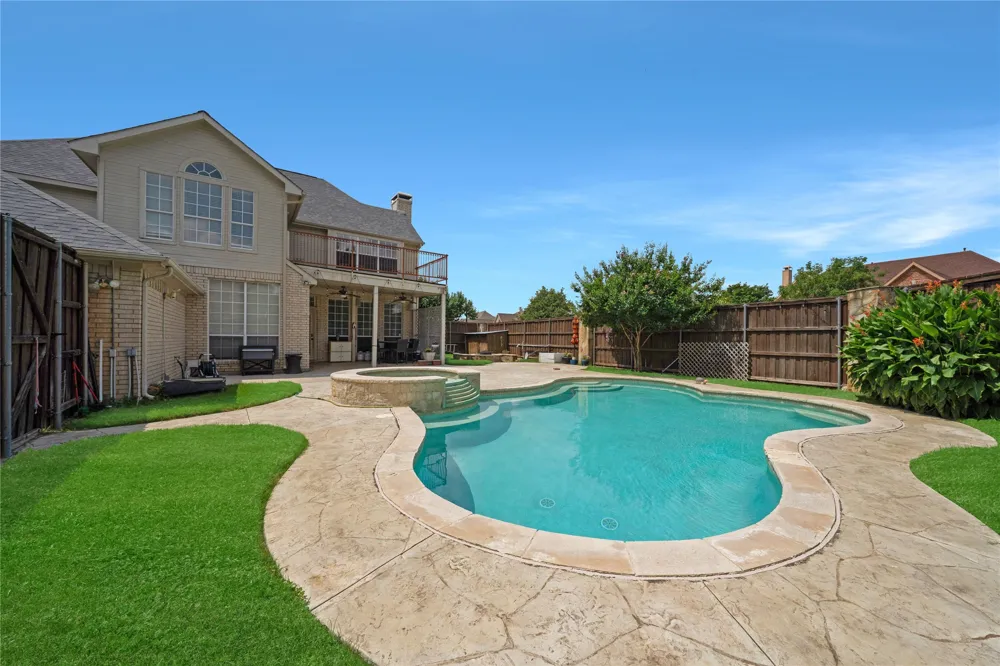 1300 Coral Drive Coppell, TX 75019