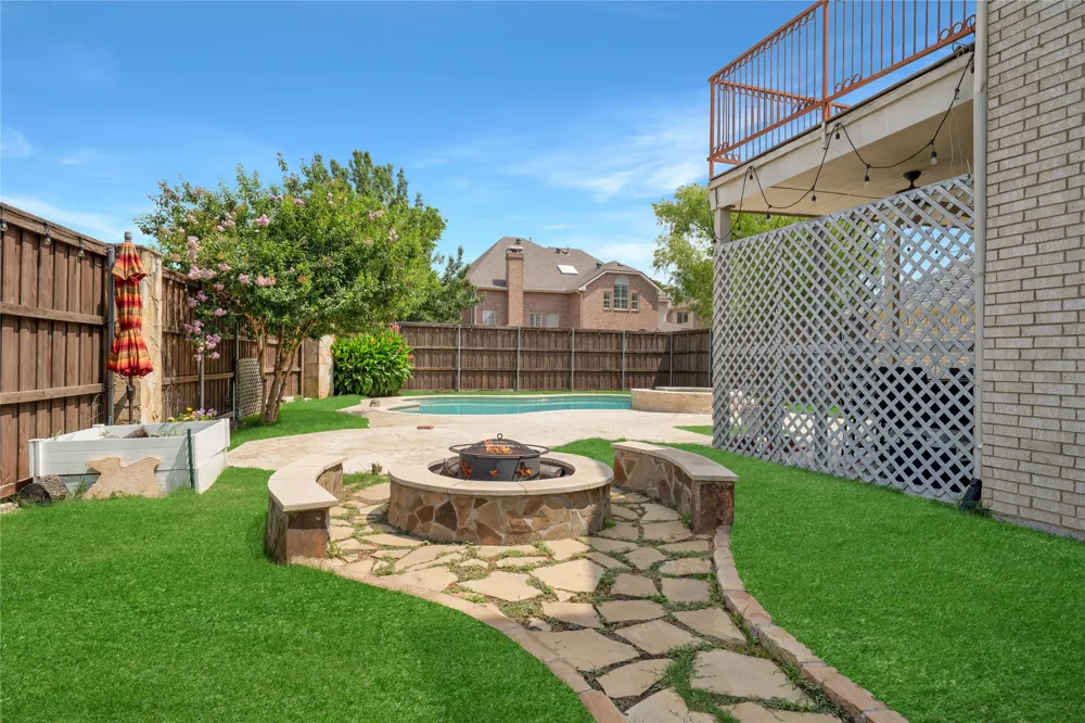 1300 Coral Drive Coppell, TX 75019
