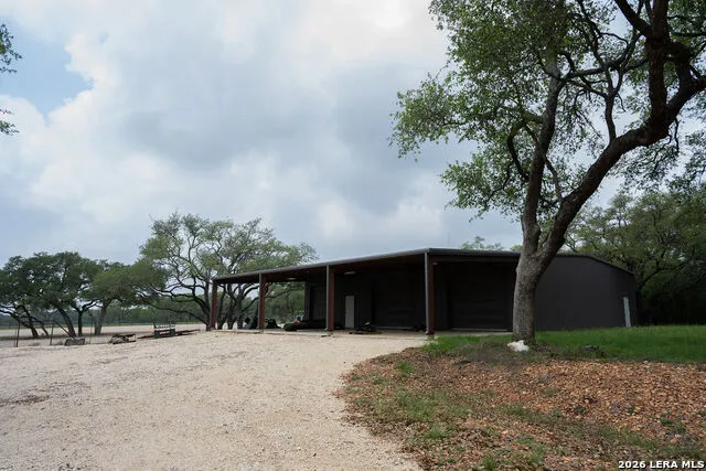 426 MILL RUN New Braunfels, TX 78132