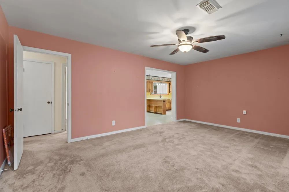 1440 Avenue E Nederland, TX 77627