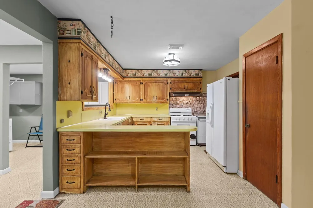 1440 Avenue E Nederland, TX 77627