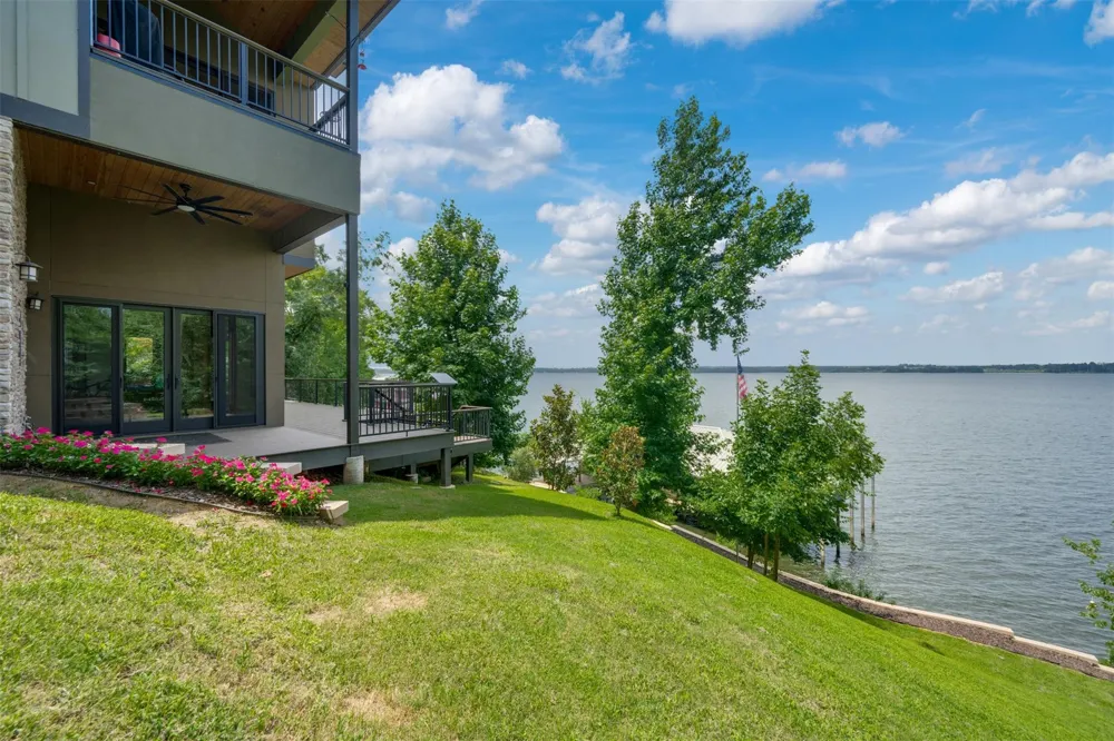 127 N Lake Bluff Drive Bullard, TX 75757