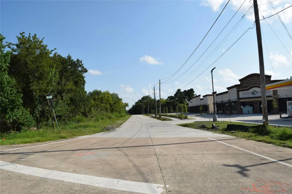 2304 Old Road Friendswood, TX 77546