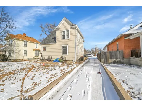 1822 8th Avenue #1-3