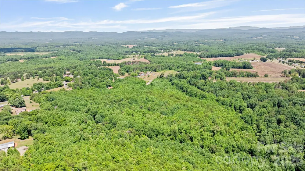 8891 NC 10 Highway Vale, NC 28168