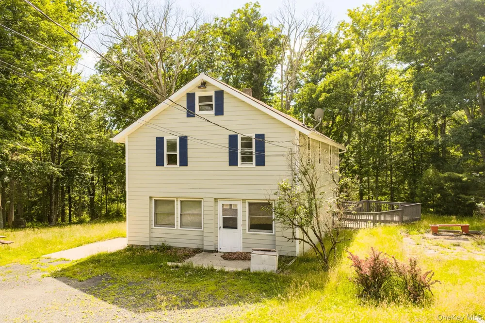 13 Oneida Trail Glen Spey, NY 12737