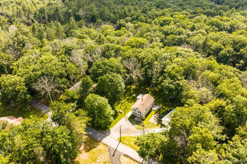13 Oneida Trail Glen Spey, NY 12737
