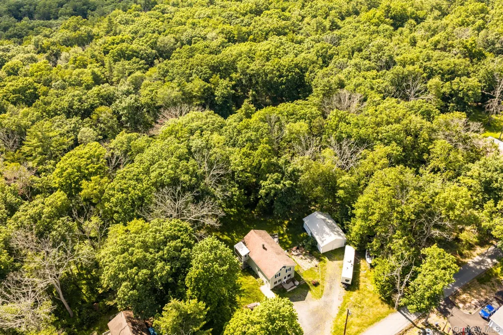 13 Oneida Trail Glen Spey, NY 12737