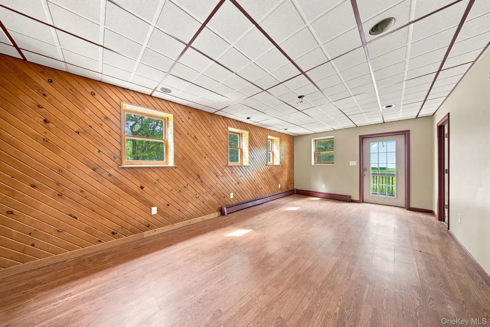 13 Oneida Trail Glen Spey, NY 12737