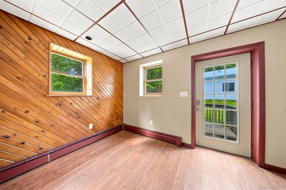 13 Oneida Trail Glen Spey, NY 12737
