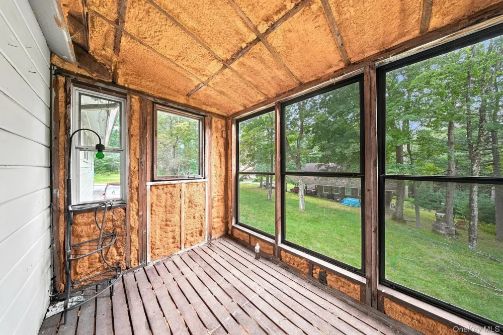 13 Oneida Trail Glen Spey, NY 12737
