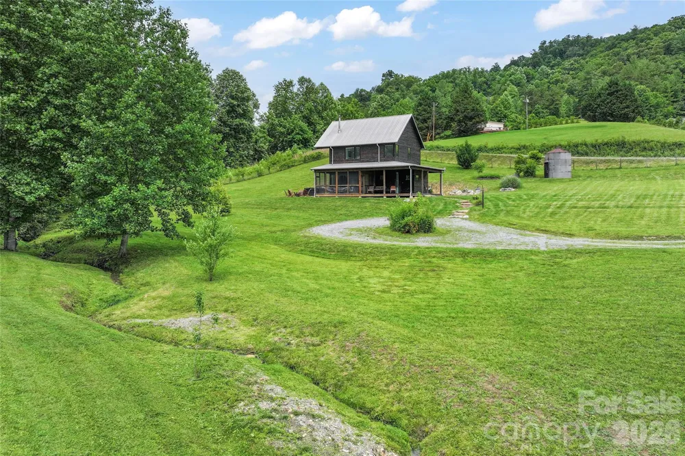 105 Loganberry Trail #1 Fletcher, NC 28732