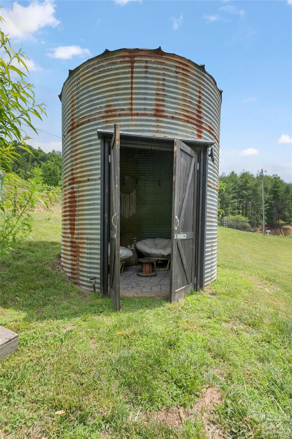 105 Loganberry Trail #1 Fletcher, NC 28732