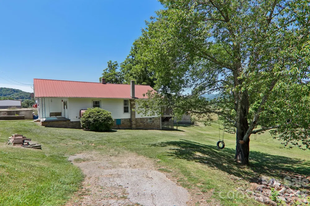 414 Skyline Drive Canton, NC 28716