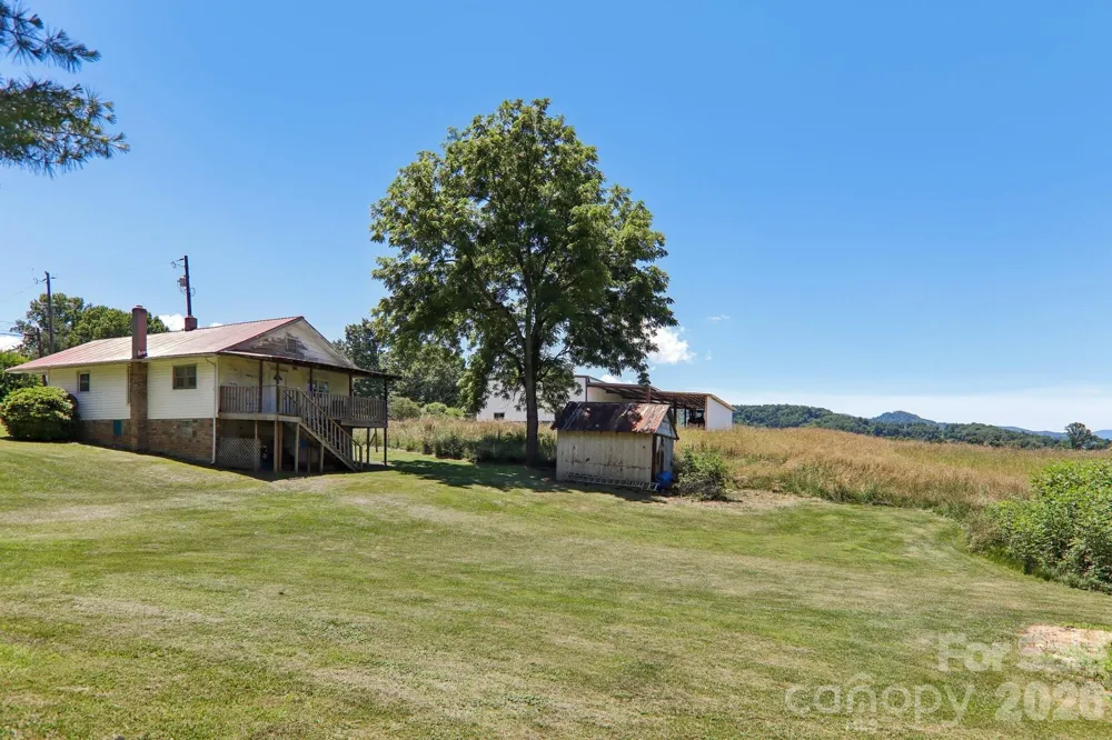 414 Skyline Drive Canton, NC 28716