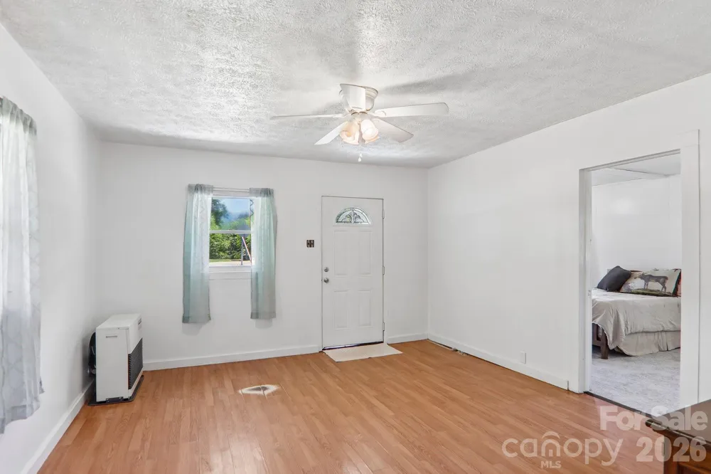 414 Skyline Drive Canton, NC 28716