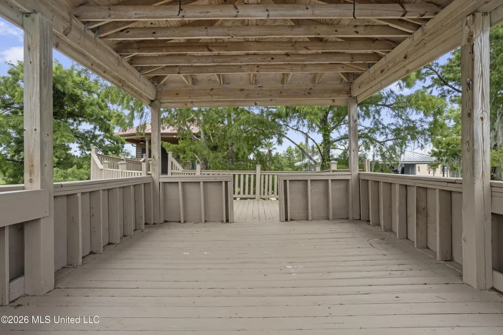 4205 Riverside Drive Pearlington, MS 39572