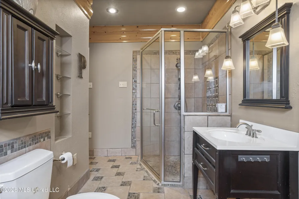 4205 Riverside Drive Pearlington, MS 39572