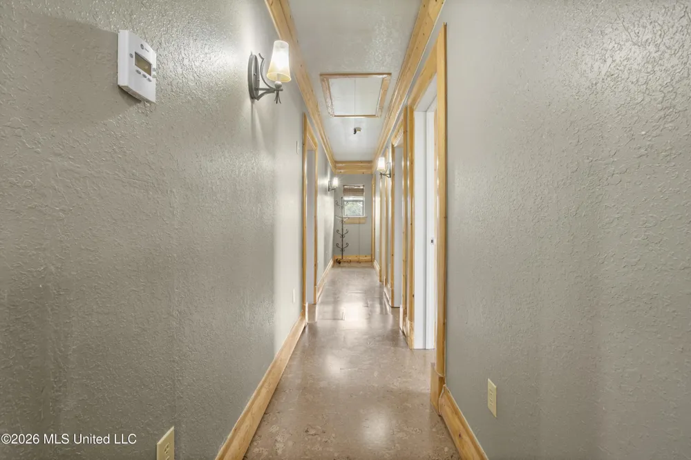 4205 Riverside Drive Pearlington, MS 39572