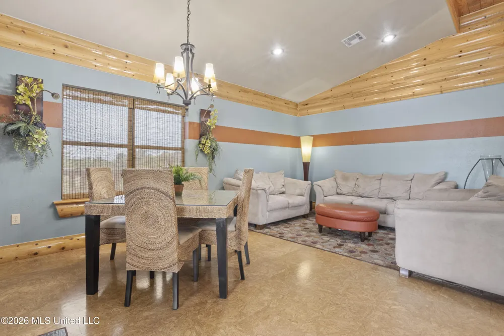 4205 Riverside Drive Pearlington, MS 39572