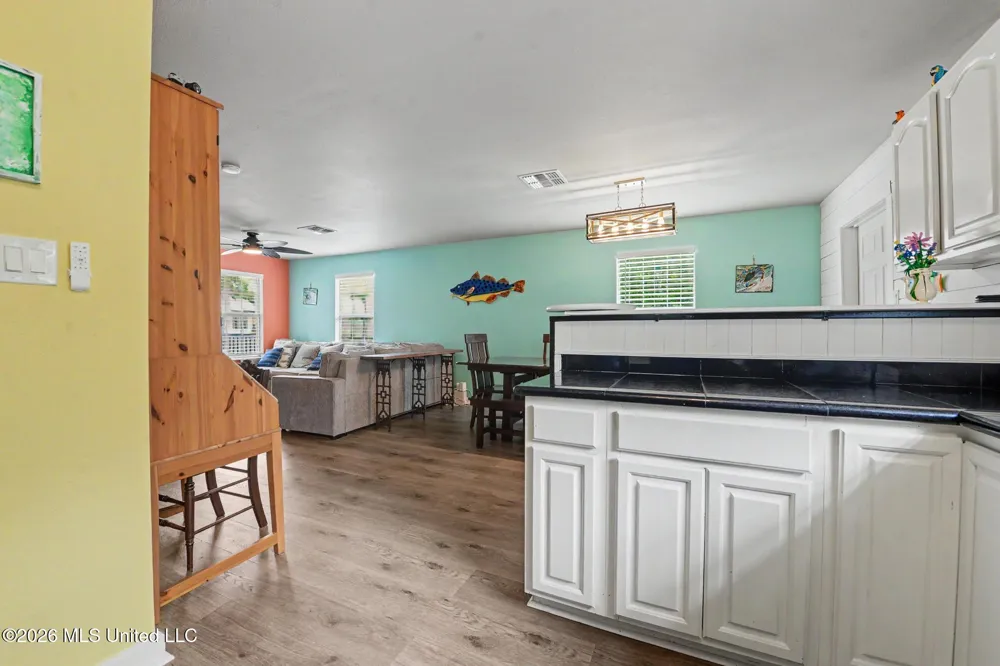 203 Mcdonald Drive Pass Christian, MS 39571