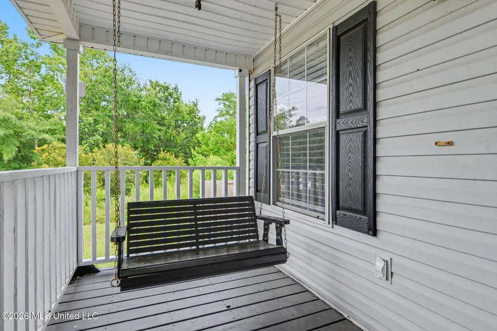 203 Mcdonald Drive Pass Christian, MS 39571