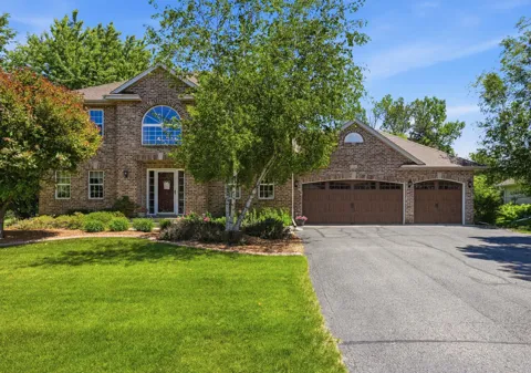 8511 Cedar Court