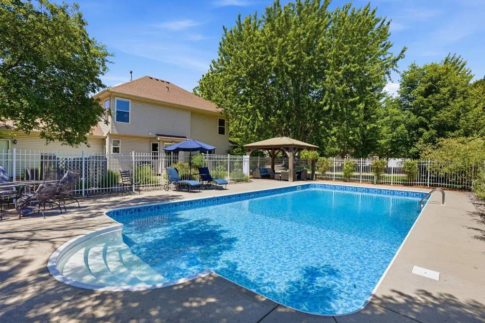 8511 Cedar Court Victoria, MN 55386