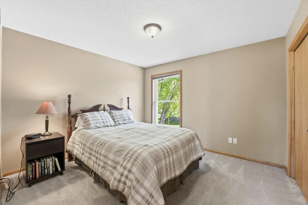 8511 Cedar Court Victoria, MN 55386