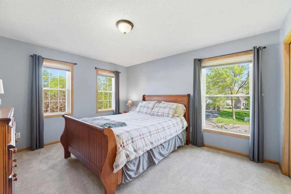 8511 Cedar Court Victoria, MN 55386